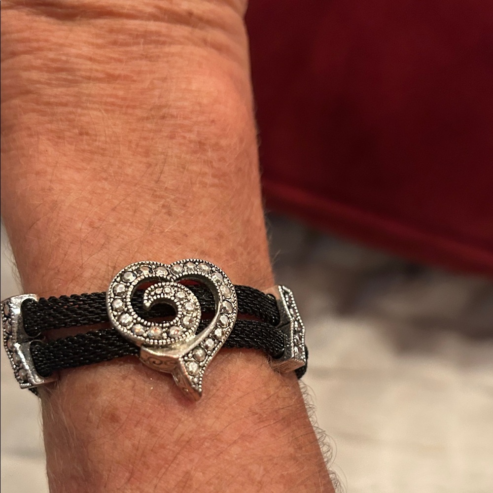 Elegant Silver Heart Bracelet